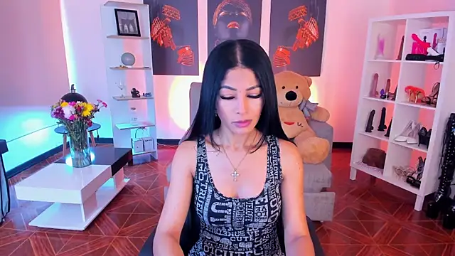 Snapshot of saralife chatting on 11-04-25, 11:09 saralife online show from 11-04-25, 11:09