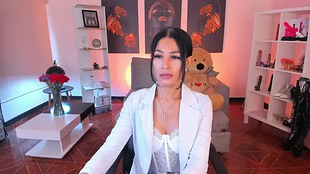 Snapshot of saralife chatting on 11-28-25, 12:08 saralife online show from 11-28-25, 12:08