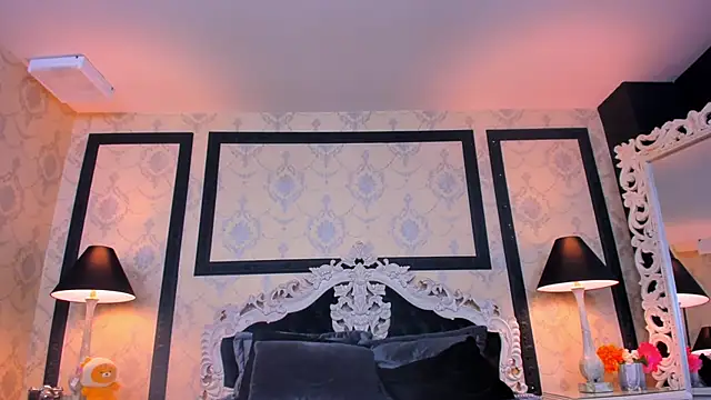 Snapshot of ImSophiie chatting on 02-07-25, 09:58 ImSophiie online show from 02-07-25, 09:58