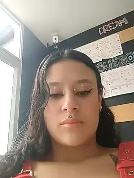 Snapshot of angel_witch chatting on 01-27-25, 05:58 angel witch online show from 01-27-25, 05:58