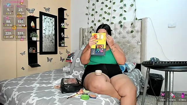 Snapshot of Marycurvysex1 chatting on 01-07-25, 02:53 Marycurvysex1 online show from 01-07-25, 02:53