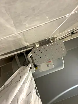 Snapshot of lescro95_ chatting on 01-06-26, 10:52 lescro95 online show from 01-06-26, 10:52