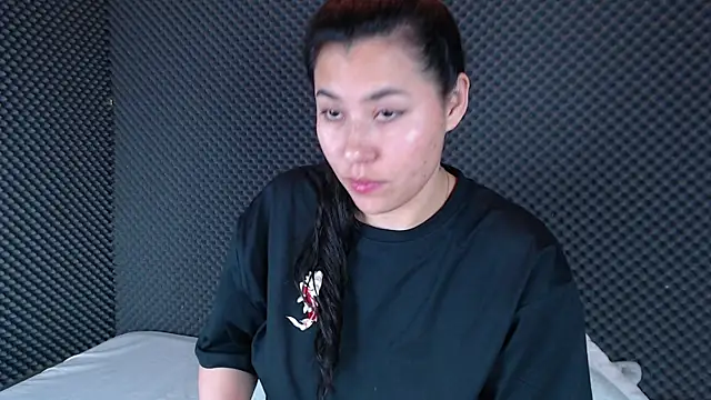  joy yva online show from 12-16-25, 09:42