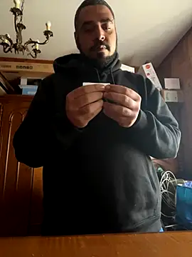 Dikkiduohottt online show from 11-26-25, 02:18