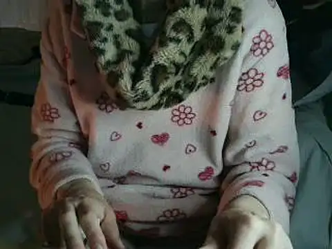 Snapshot of VeneRed chatting on 03-28-26, 10:04 VeneRed online show from 03-28-26, 10:04