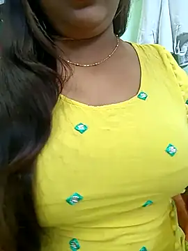Snapshot of Cute_payal0 chatting on 02-13-25, 05:16 Cute payal0 online show from 02-13-25, 05:16