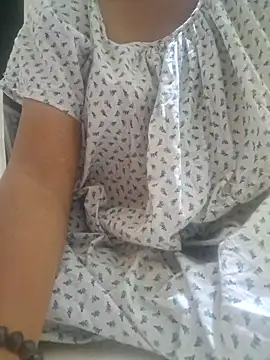 Snapshot of Melody_Shyla chatting on 09-21-25, 03:57 Melody Shyla online show from 09-21-25, 03:57