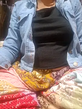 Snapshot of Melody_Shyla chatting on 12-05-25, 12:08 Melody Shyla online show from 12-05-25, 12:08