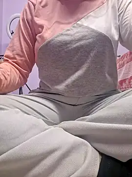 Snapshot of Melody_Shyla chatting on 12-17-25, 12:16 Melody Shyla online show from 12-17-25, 12:16