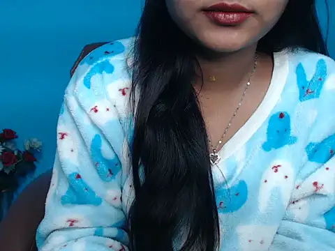 Wish Queen online show from 11-23-25, 04:07