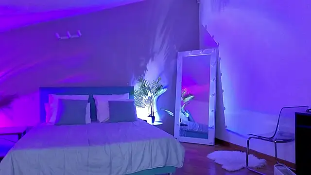 L1ittle kitty  online show from 04-14-26, 04:51