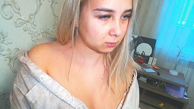 DolphinDreams online show from 01-18-26, 10:52