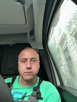 Snapshot of Lecatore80 chatting on 10-20-25, 10:05 Lecatore80 online show from 10-20-25, 10:05