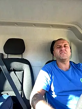 Snapshot of Lecatore80 chatting on 10-27-25, 08:07 Lecatore80 online show from 10-27-25, 08:07