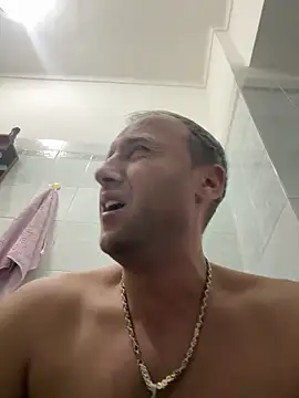 Snapshot of Lecatore80 chatting on 11-25-25, 06:08 Lecatore80 online show from 11-25-25, 06:08