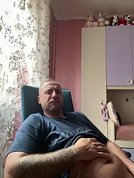 Snapshot of Lecatore80 chatting on 02-01-26, 02:37 Lecatore80 online show from 02-01-26, 02:37