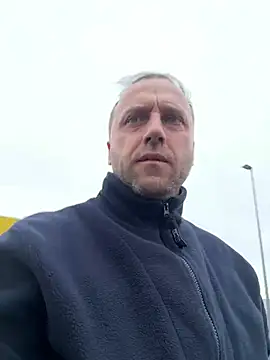 Snapshot of Lecatore80 chatting on 02-13-26, 02:57 Lecatore80 online show from 02-13-26, 02:57