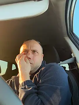 Snapshot of Lecatore80 chatting on 02-24-26, 04:38 Lecatore80 online show from 02-24-26, 04:38