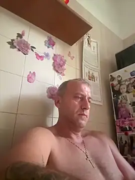 Snapshot of Lecatore80 chatting on 06-21-26, 06:38 Lecatore80 online show from 06-21-26, 06:38