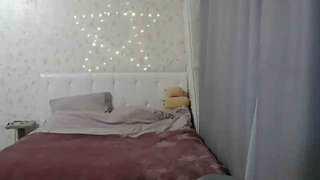 KateBunny online show from 07-10-26, 04:17