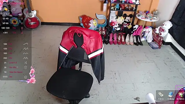 MissMiia2 online show from 01-20-25, 04:34