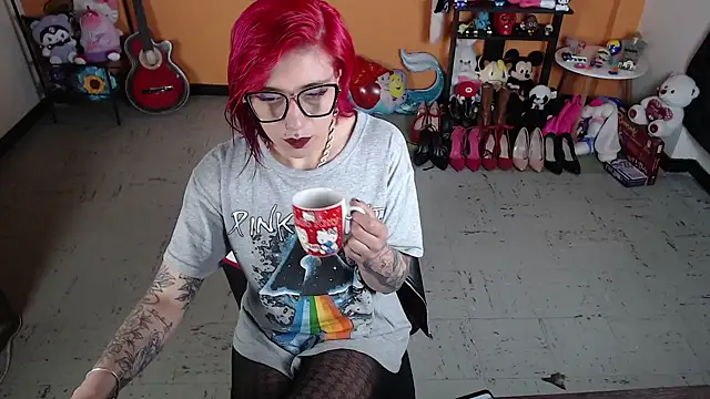 MissMiia2 online show from 01-25-25, 01:08