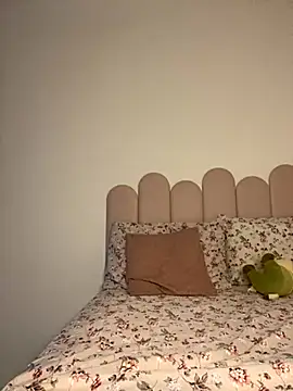 cleolimahot3 online show from 12-02-25, 10:38