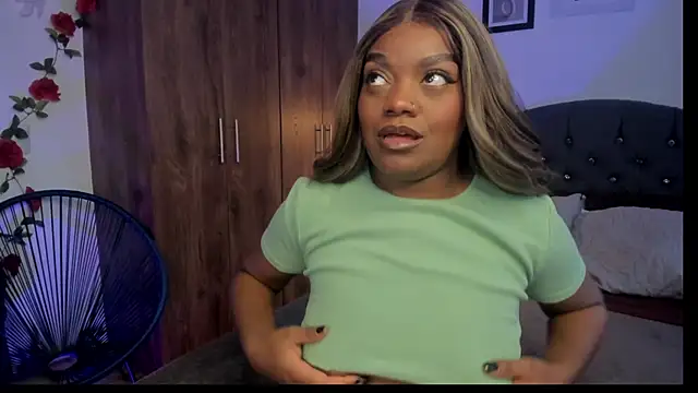 Im Maria online show from 01-28-25, 04:19