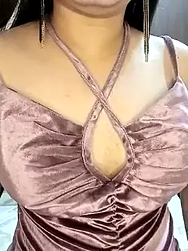 Snapshot of Indianhyna chatting on 02-20-25, 03:52 Indianhyna online show from 02-20-25, 03:52