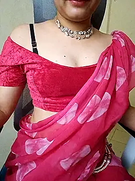 Snapshot of Indianhyna chatting on 09-13-25, 07:19 Indianhyna online show from 09-13-25, 07:19