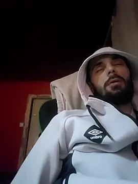 Guy4ladys69 online show from 03-21-26, 12:48