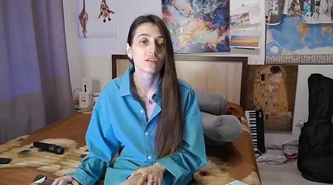 Snapshot of Iren chatting on 03-04-25, 03:11 Iren online show from 03-04-25, 03:11