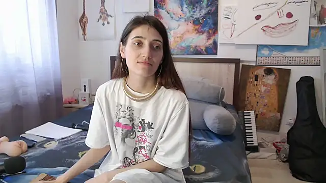 Snapshot of Iren chatting on 03-20-25, 08:31 Iren online show from 03-20-25, 08:31