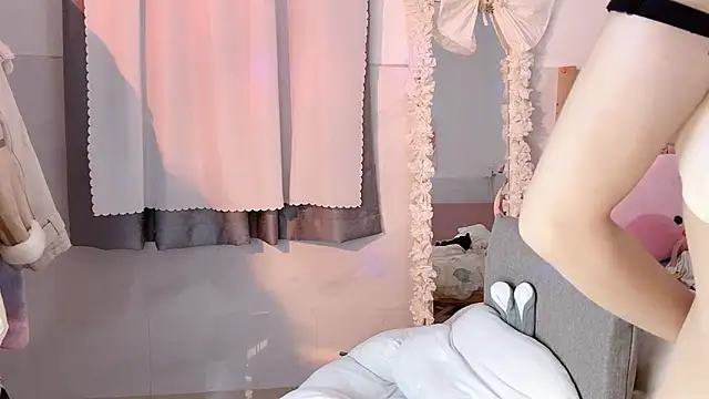 Carly 1 online show from 12-28-24, 03:59