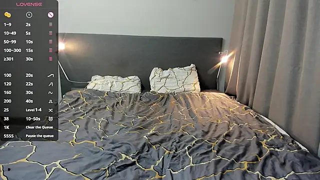 jesssicamooon online show from 02-25-26, 01:15