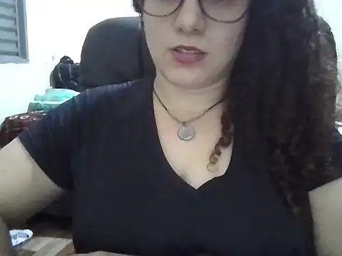 litha luna online show from 02-15-25, 09:37