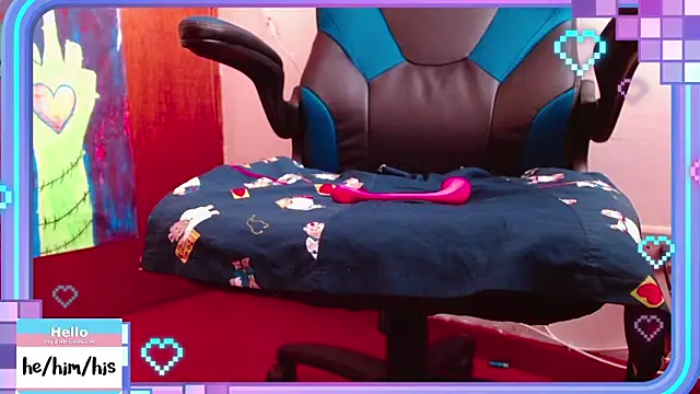 Snapshot of masterkevinftm chatting on 02-05-25, 01:00 masterkevinftm online show from 02-05-25, 01:00