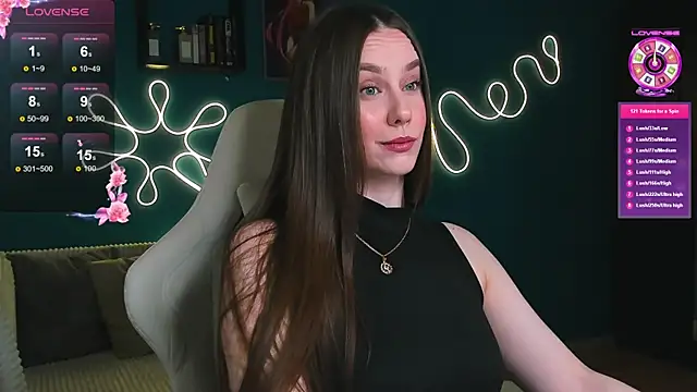 katie taylorr online show from 10-15-25, 10:32