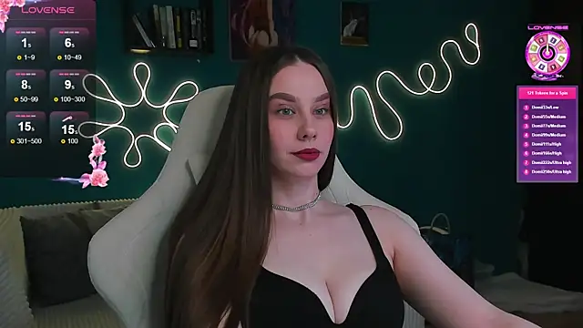 Snapshot of katie_taylorr chatting on 05-10-26, 11:32 katie taylorr online show from 05-10-26, 11:32