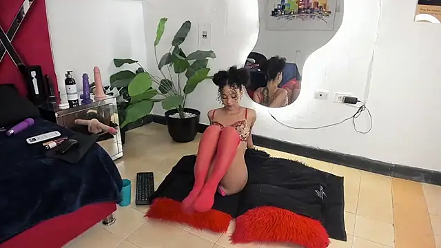 Milanxht online show from 02-20-25, 01:46