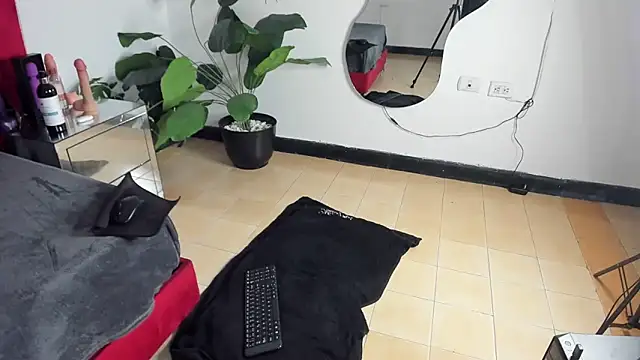 Milanxht online show from 02-20-25, 09:20