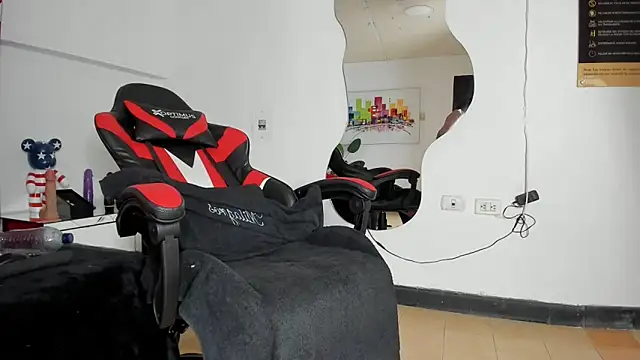 Milanxht online show from 03-17-25, 11:54