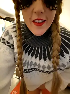 Hexe12346 online show from 11-16-25, 12:22