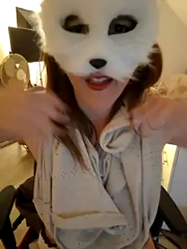 Snapshot of Hexe12346 chatting on 04-20-26, 03:26 Hexe12346 online show from 04-20-26, 03:26