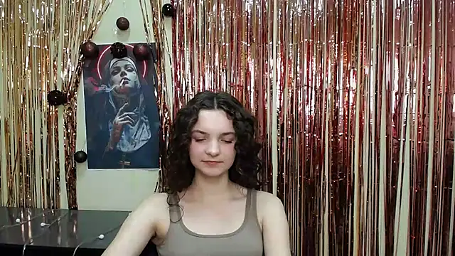  SusieSu  online show from 01-03-25, 03:55