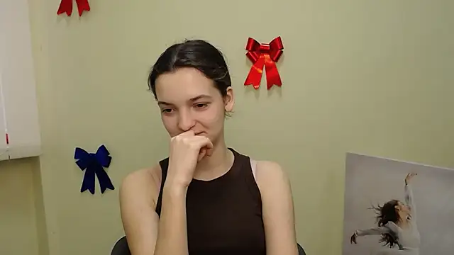  SusieSu  online show from 01-29-25, 09:44