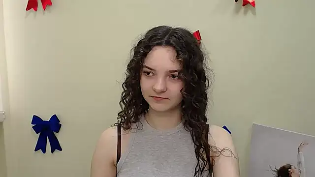  SusieSu  online show from 03-04-25, 07:41