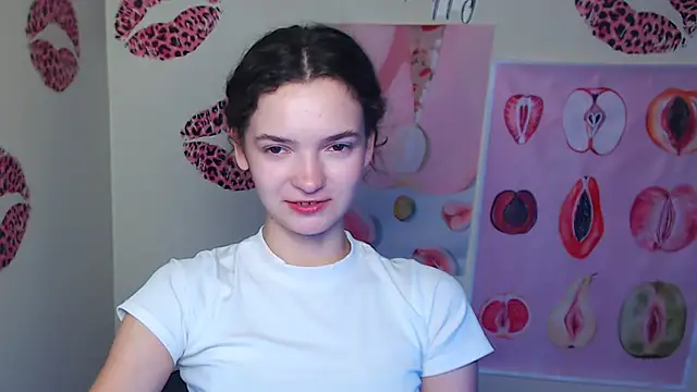  SusieSu  online show from 11-23-25, 01:11