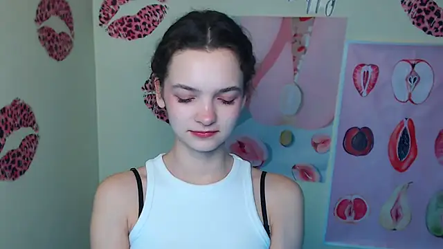  SusieSu  online show from 12-01-25, 01:05