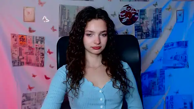 Snapshot of _SusieSu_ chatting on 05-11-26, 06:27 SusieSu online show from 05-11-26, 06:27